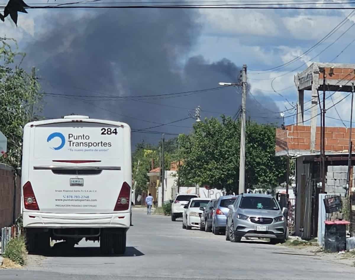 Incendio en basurero clandestino alarma a los vecinos de Villa Unión