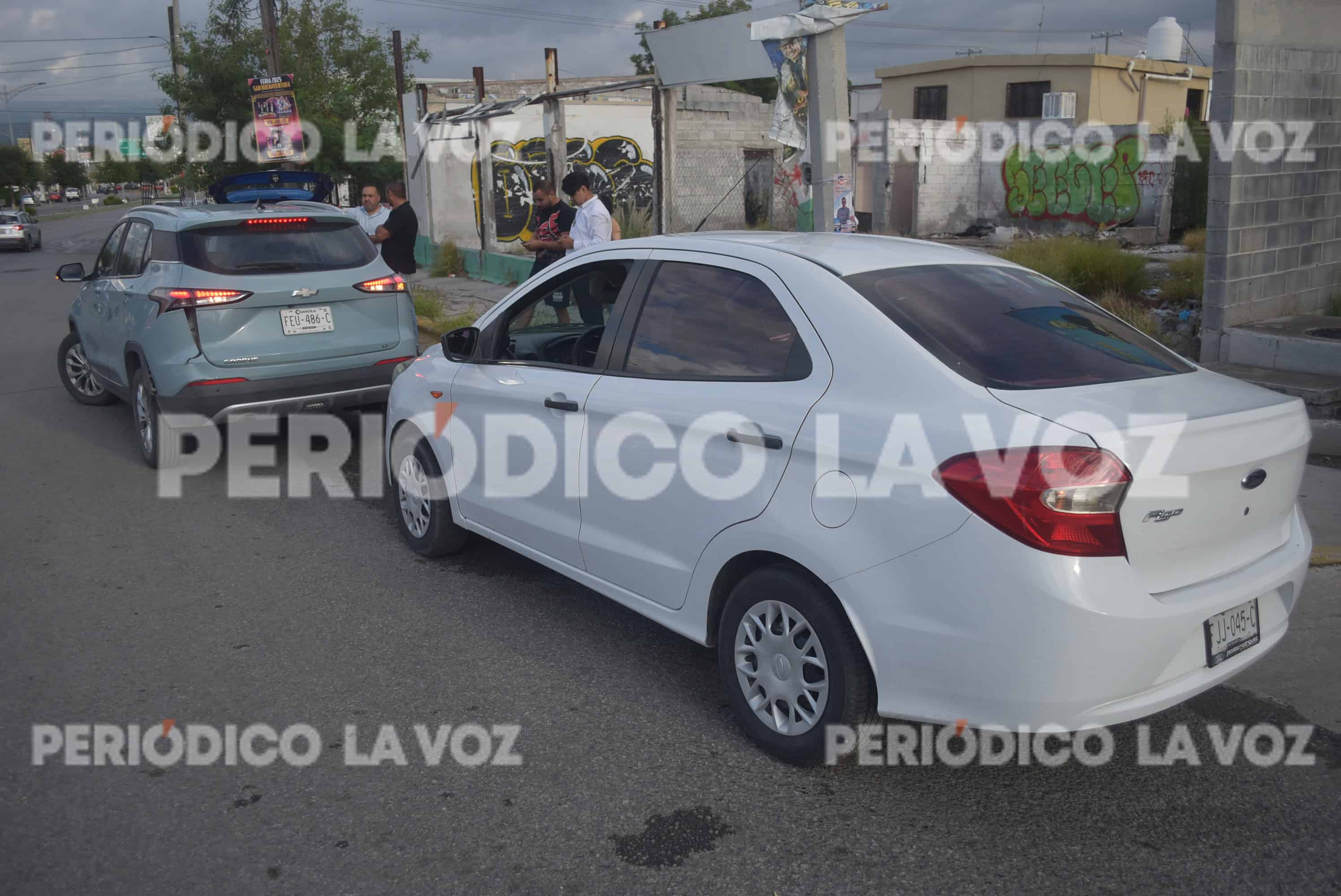 Colisión vehicular en Monclova sin heridos pero con daños visibles