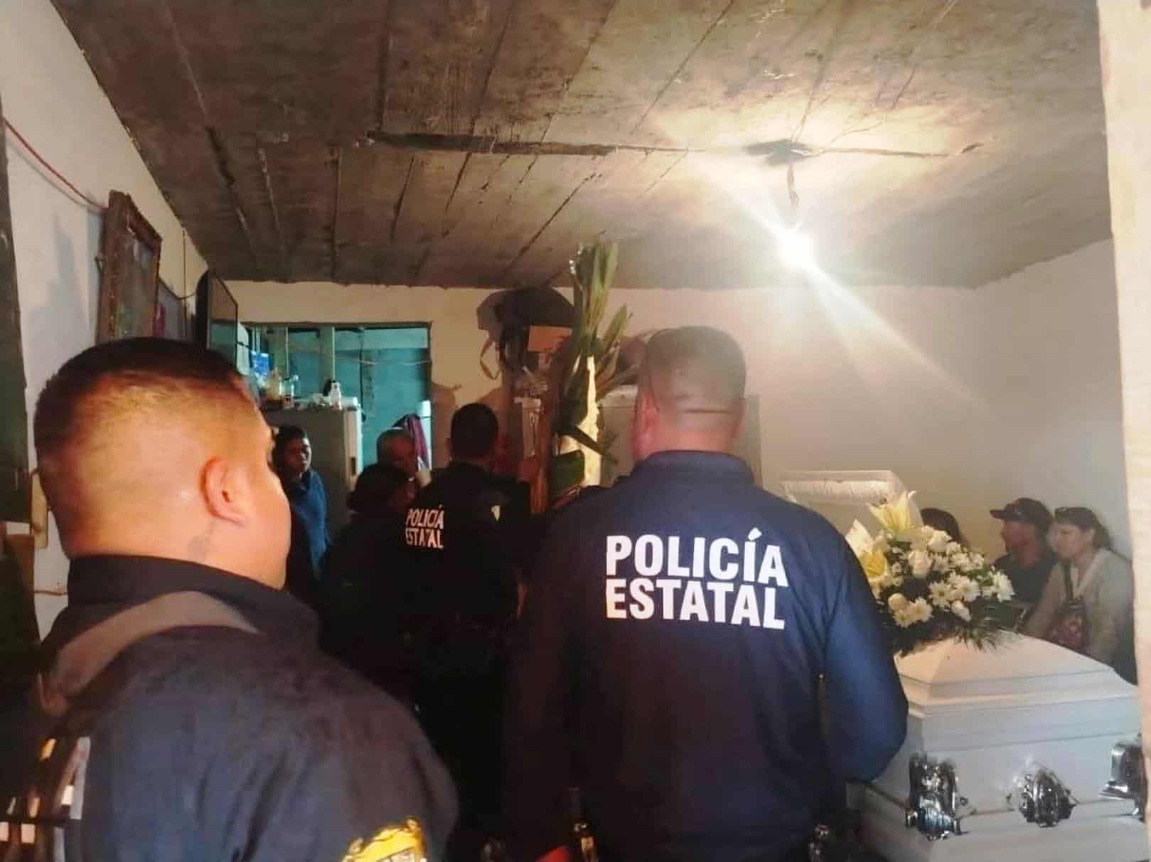 Apoyan policías estatales  a familia de niño fallecido