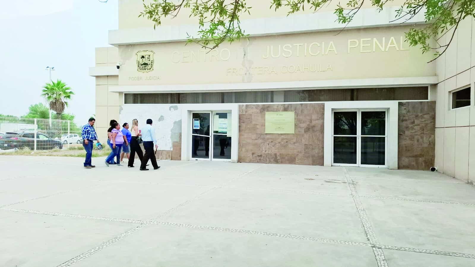 Mujer vinculada a proceso por violencia familiar en fiesta de cumpleaños