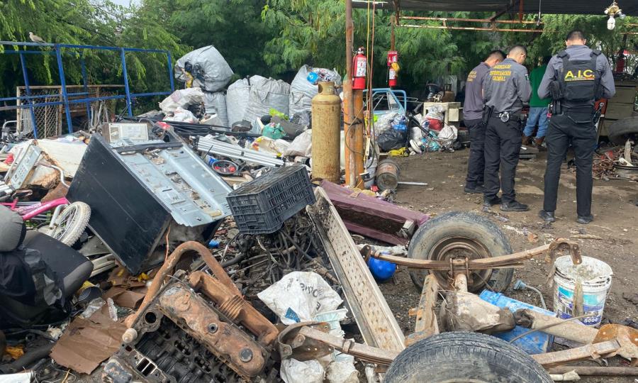 Clausuran local de chatarra en Melchor Múzquiz por riesgos laborales