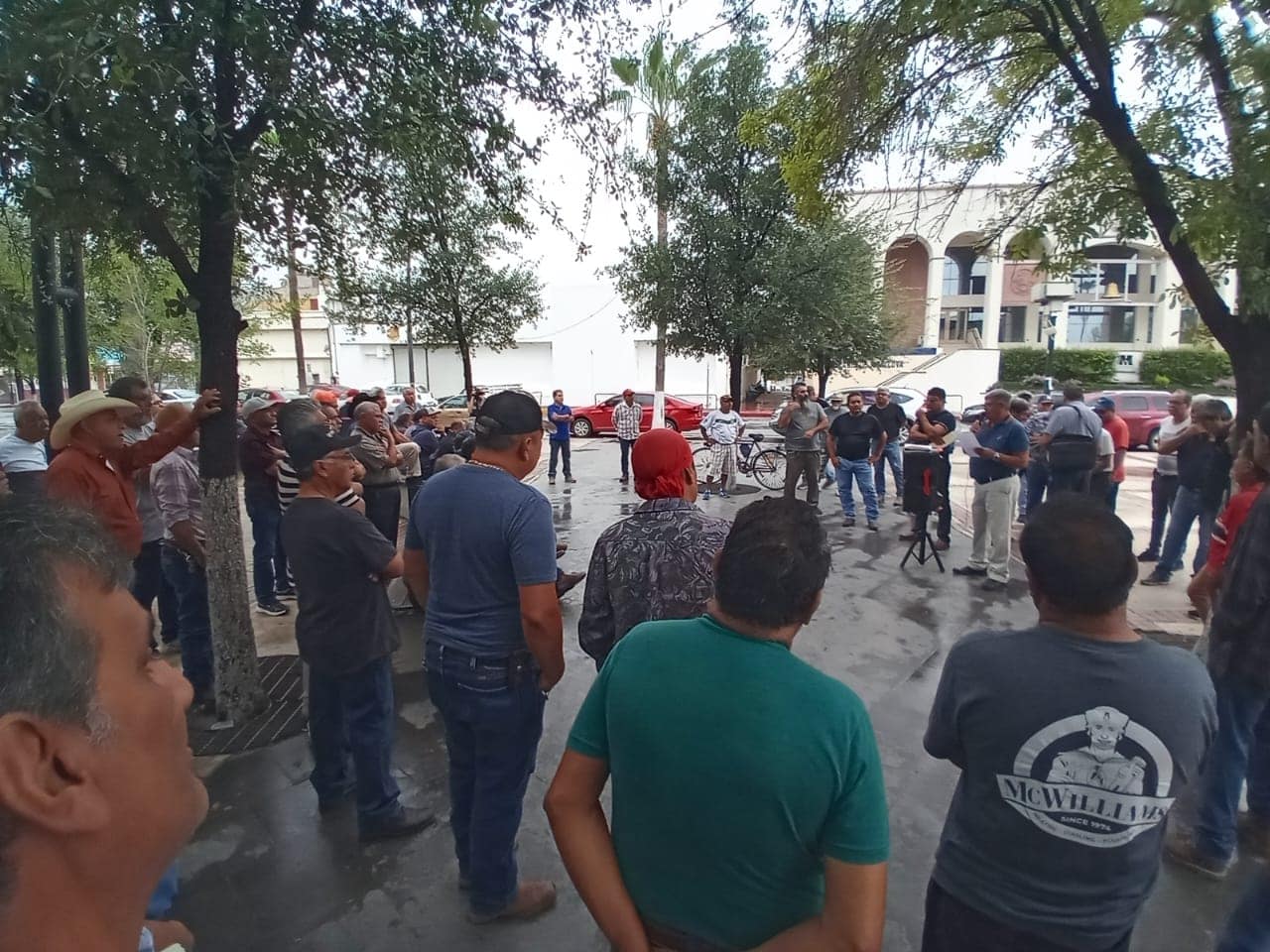 Ex obrero de AHMSA exige transparencia en pagos a trabajadores