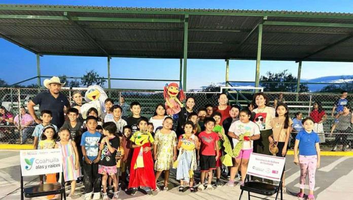Cuentacuentos y sonrisas iluminan la colonia Jesús Perales en Morelos