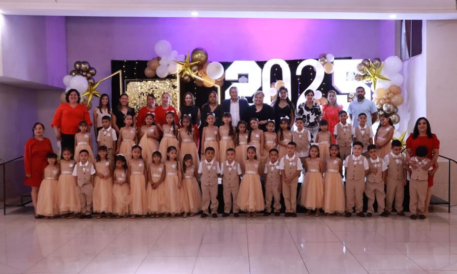 Somos un gobierno cercano a la educación: Óscar Ríos