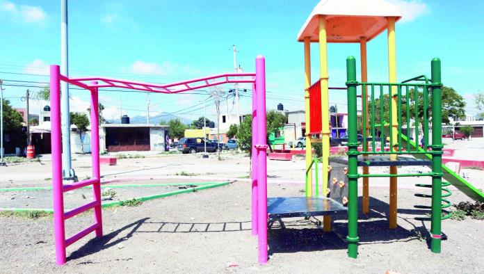 Avanza rehabilitación de plaza en ‘la Saltillo 2000’