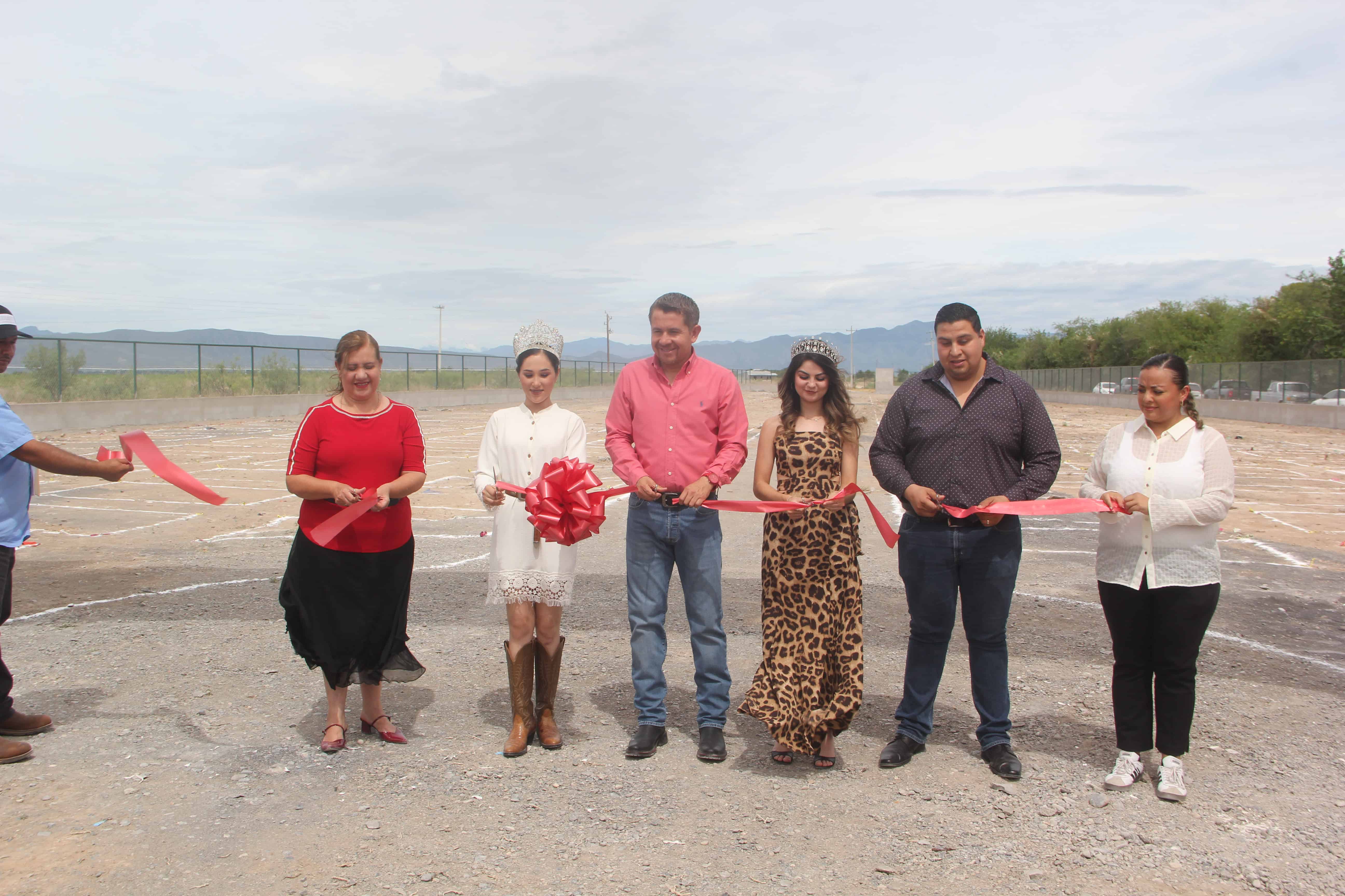 Alcalde Lozano lidera proyecto de ampliación del panteón en San Buenaventura