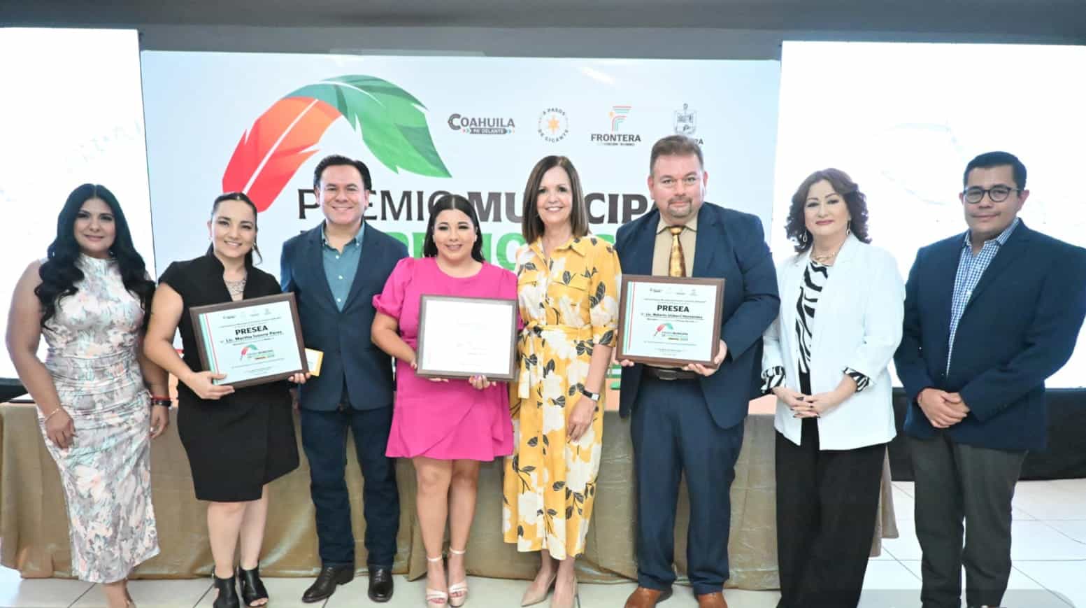Alcaldesa Sari Pérez Cantú premia a periodistas con el Premio Municipal de Periodismo 2025
