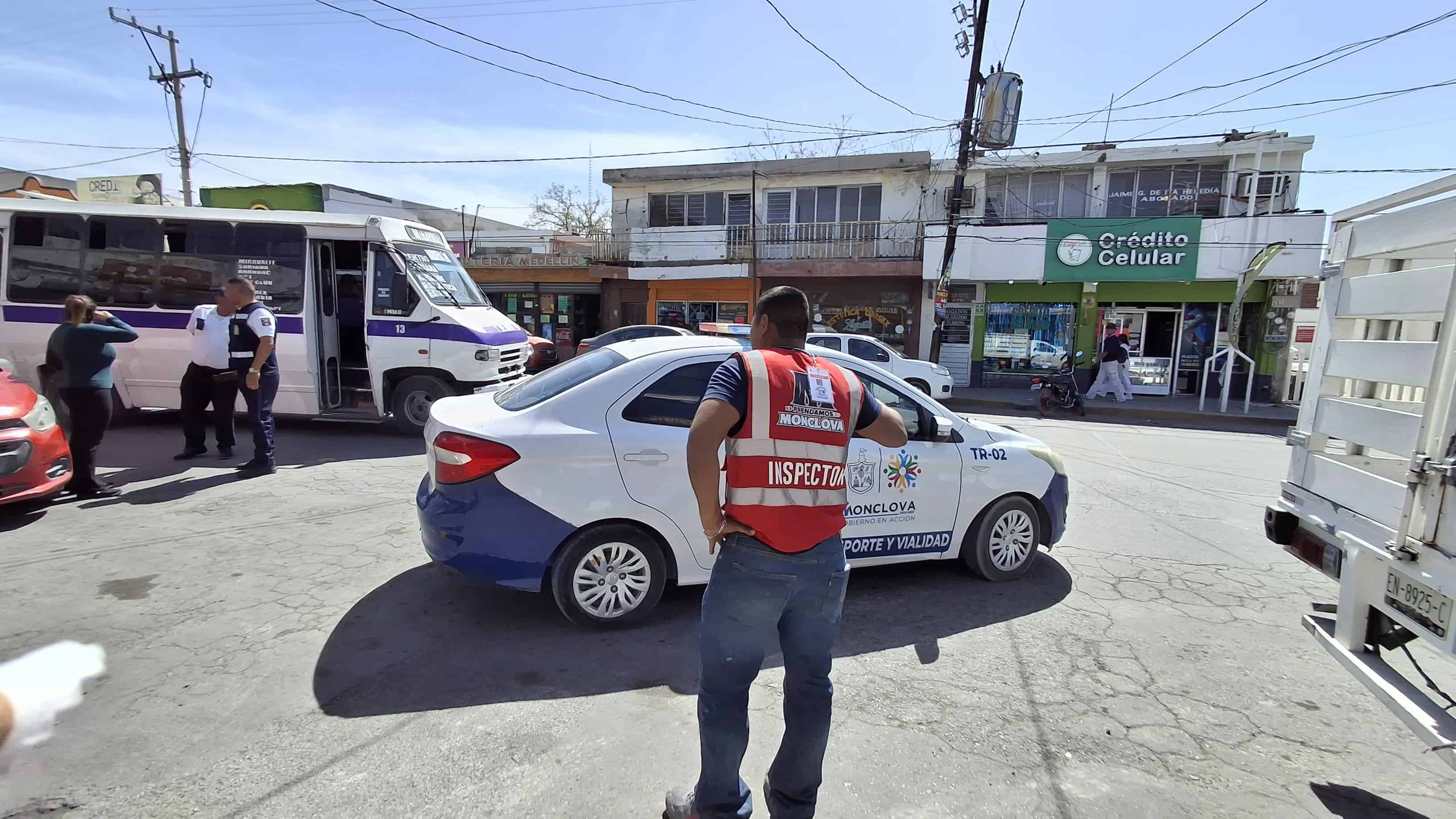 Retiran 15 taxis irregulares en Monclova
