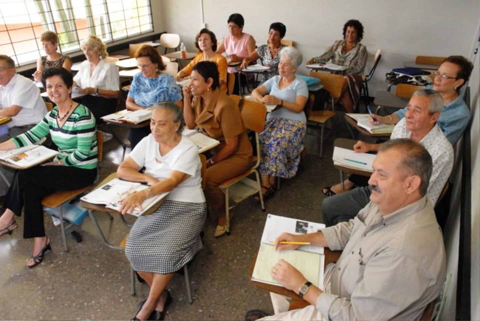 Coahuila destaca a nivel nacional en combate al rezago educativo