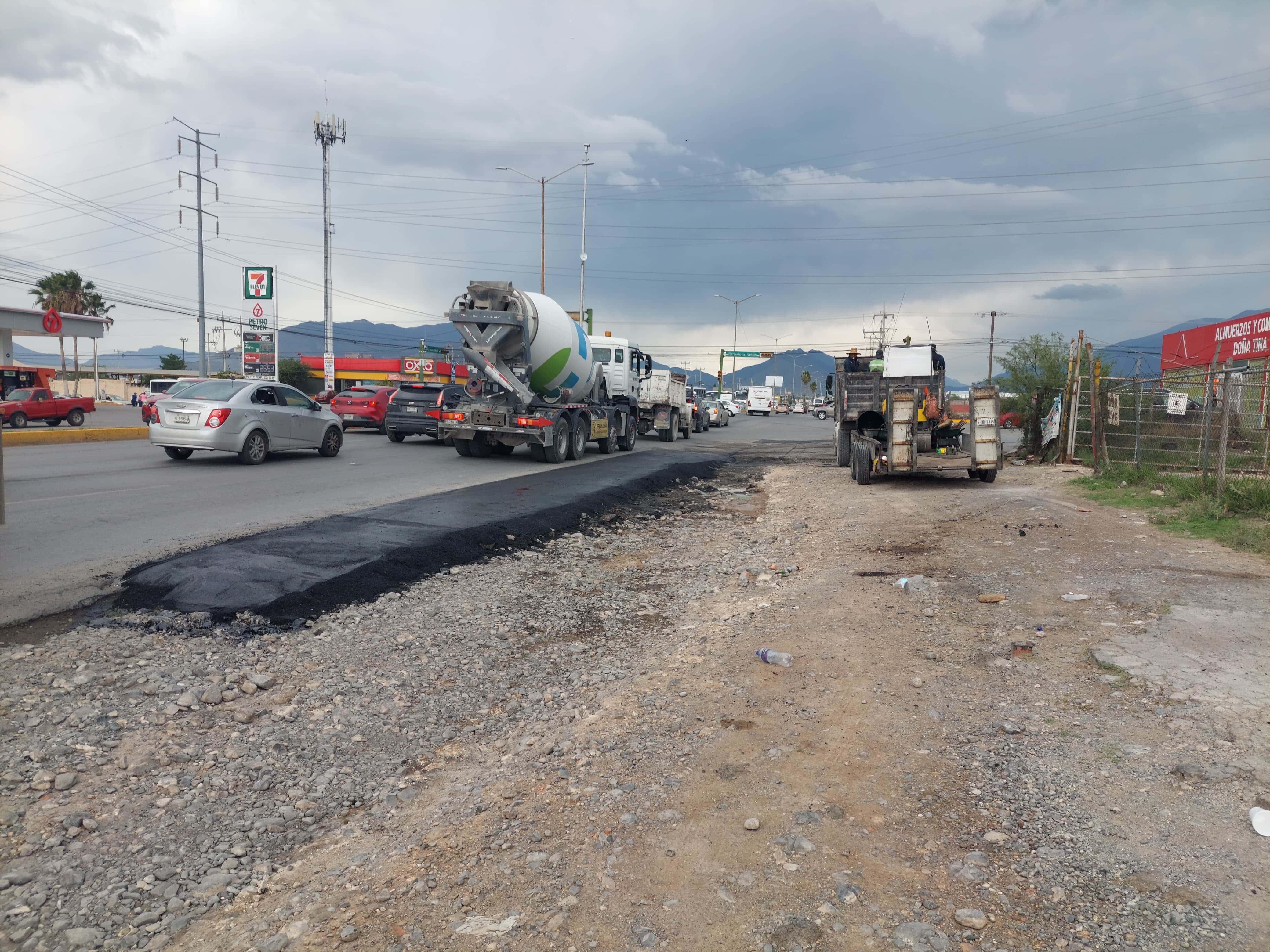 Mejoras viales en Saltillo: Ampliación de carriles y reforestación