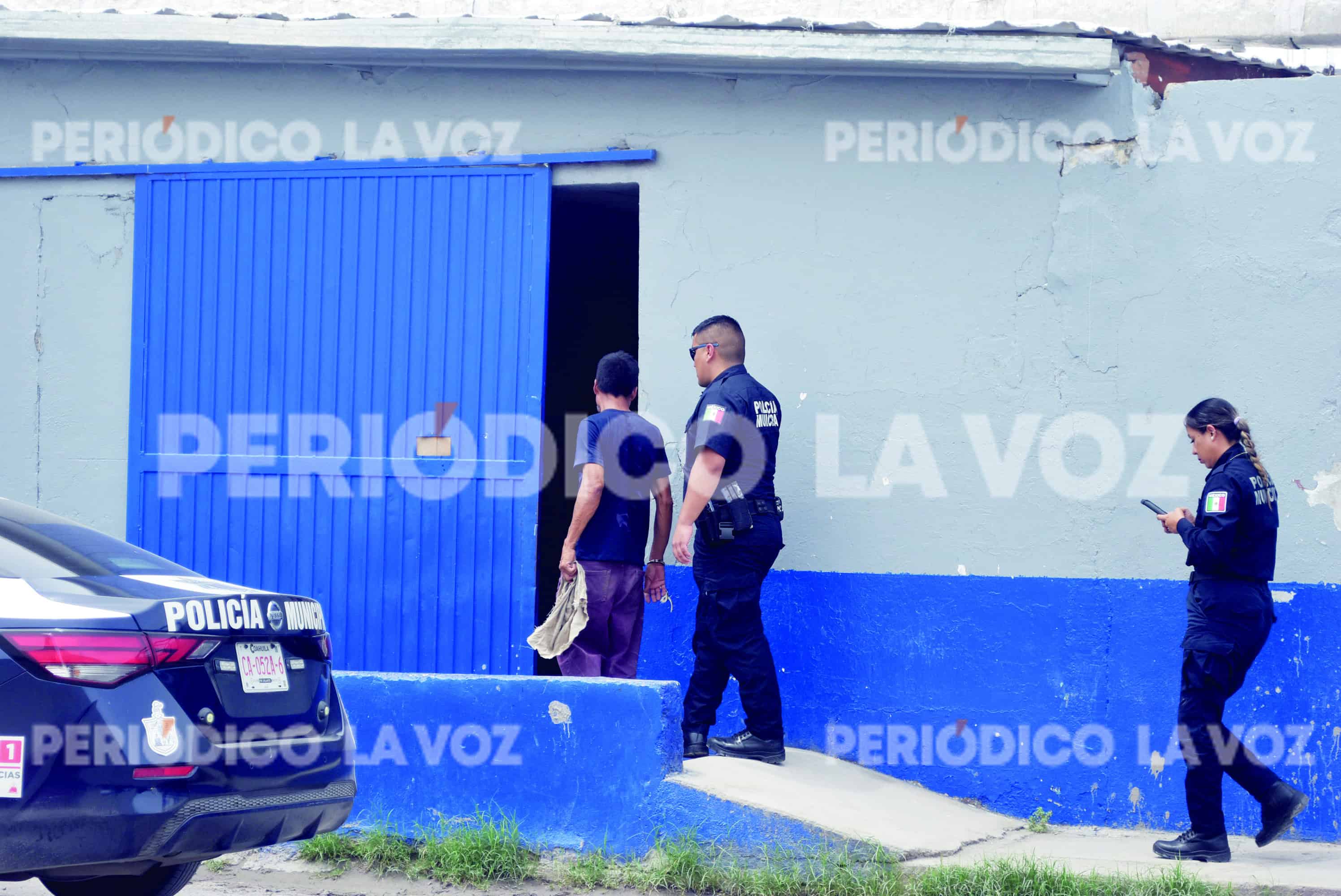 Policía Municipal de Monclova arresta a Luis Rey por comportamiento sospechoso