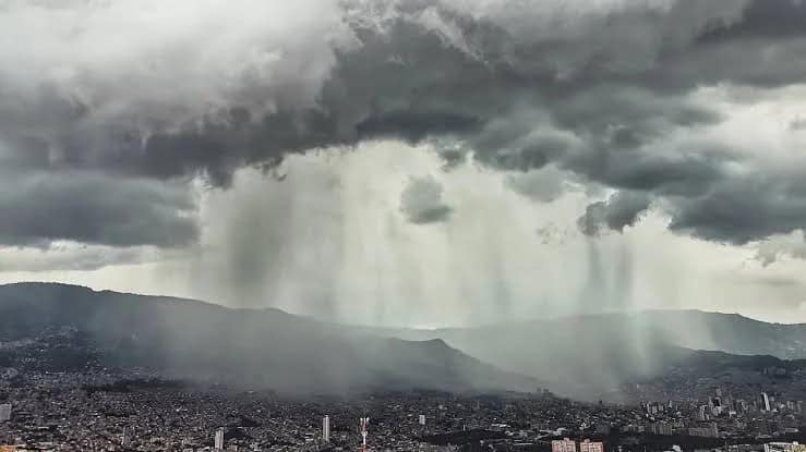 ¡Prepárese! Persisten las lluvias intensas en México por Monzón Mexicano y Ondas Tropicale
