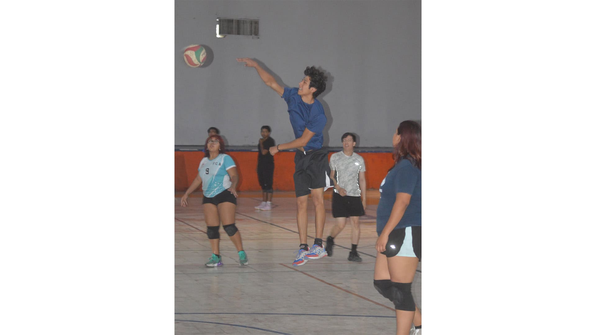 Triunfo de Raptors sobre Sharks en fase preparatoria de la Liga