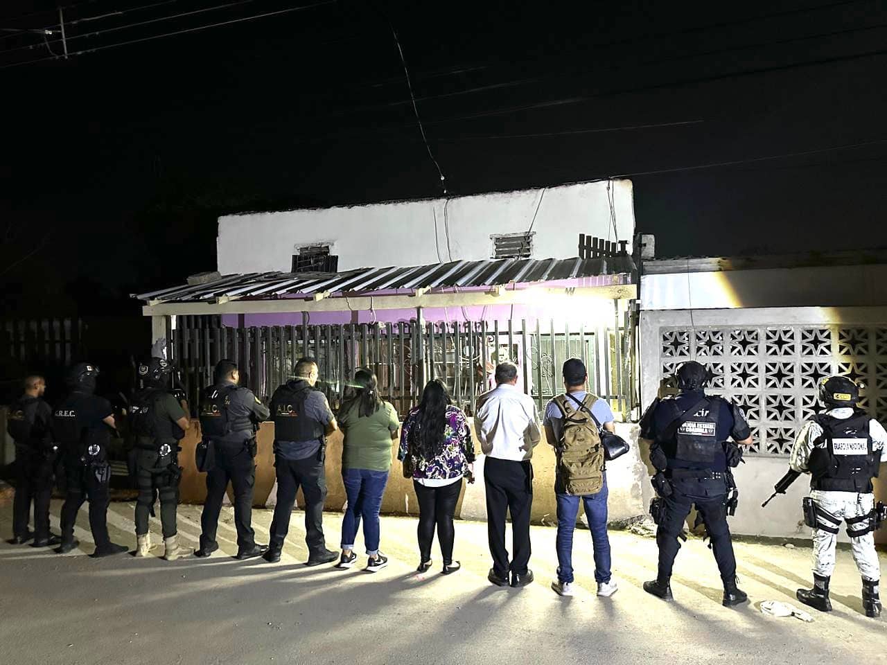 Detenidos en Nueva Rosita por posesión de drogas y armas