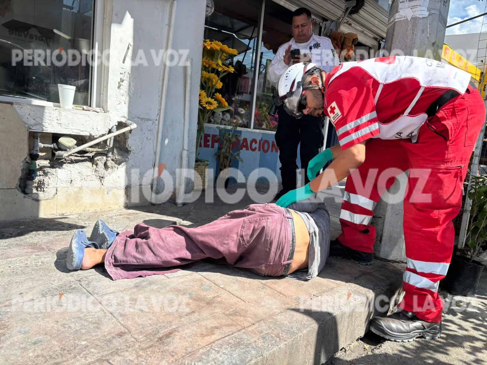 Accidente en Monclova: Peatón embestido por camioneta blanca
