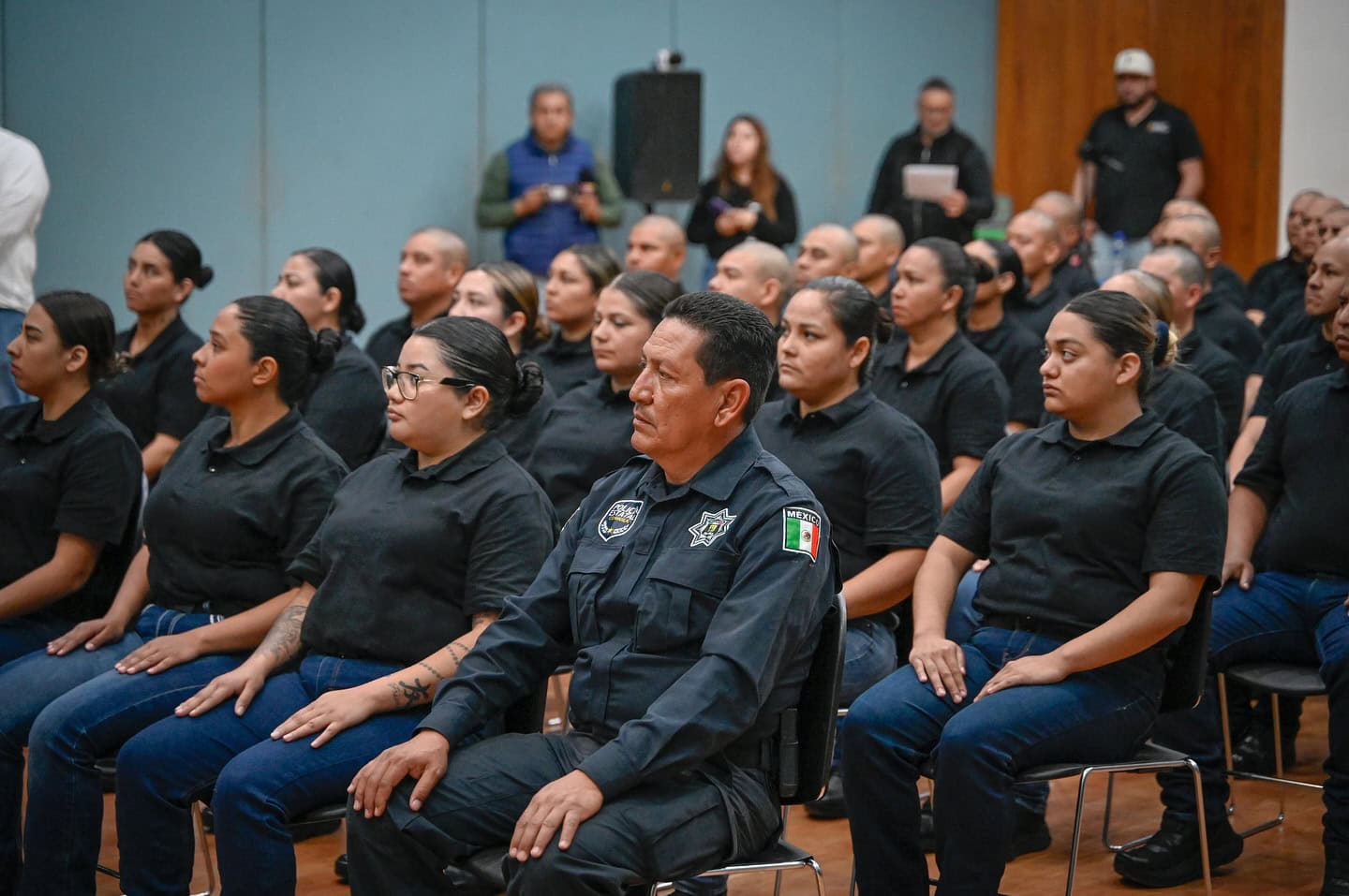 Cadetes de Monclova se gradúan de academia policial