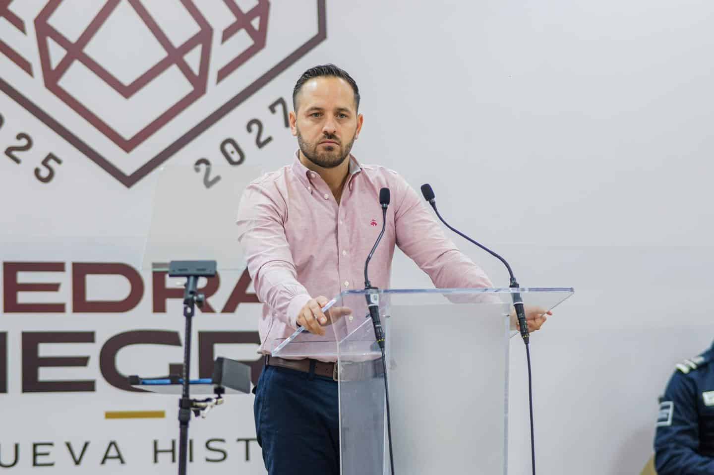 Avalan nuevo fraccionamiento pese a crisis de agua; alcalde contradice sus promesas