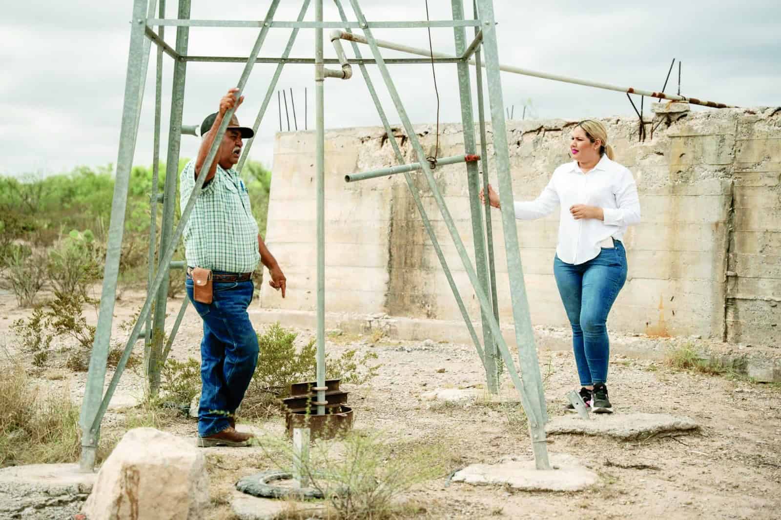 Alcaldesa de Castaños se enfoca en mejora de infraestructura ejidal