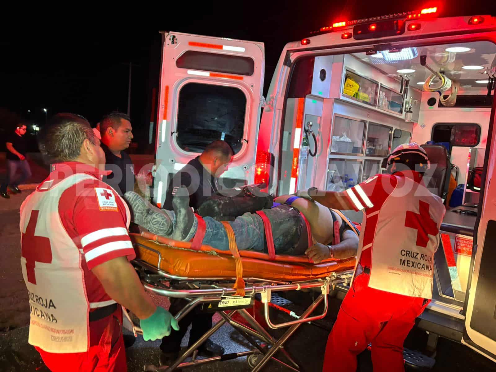 Motociclista resulta grave tras derrapar en peligrosa curva del bulevar Montessori