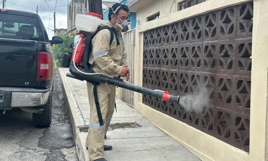 Brigadistas en Acción: Cerco Epidemiológico por Dengue en Colonia