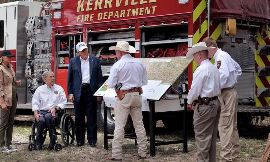 Rescate en Texas: Trump constata daños por tormenta