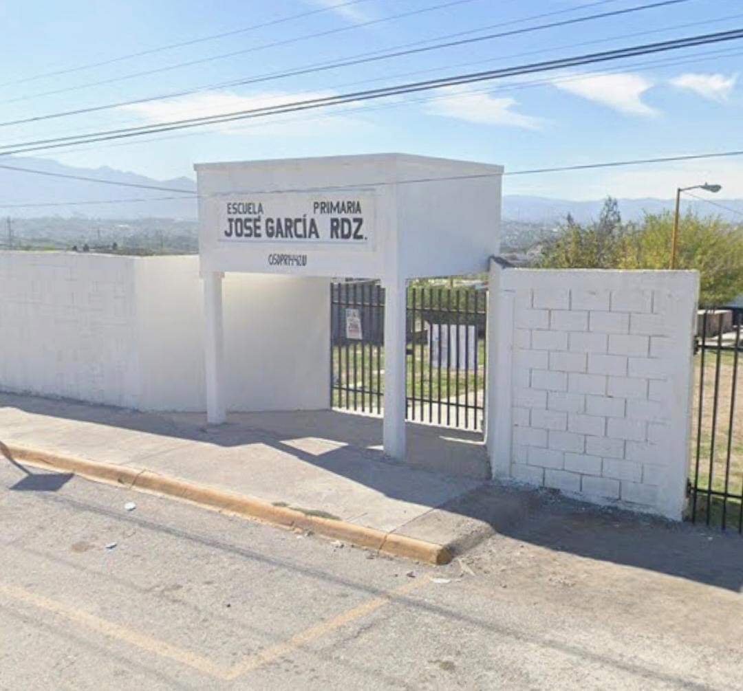 Vigilancia constante en escuelas de Monclova previene delitos