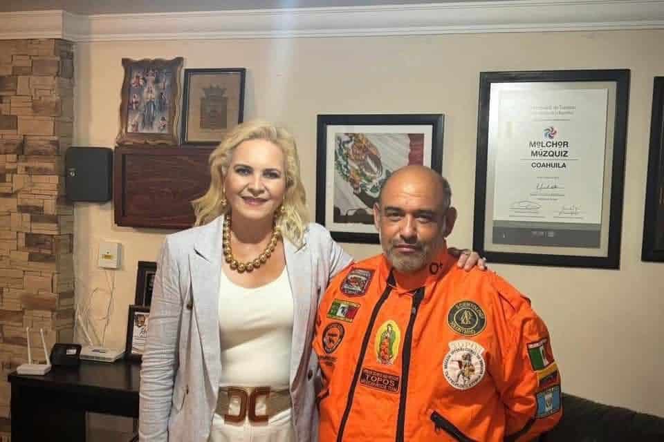 Armando López Guerrero se une a rescate en Texas