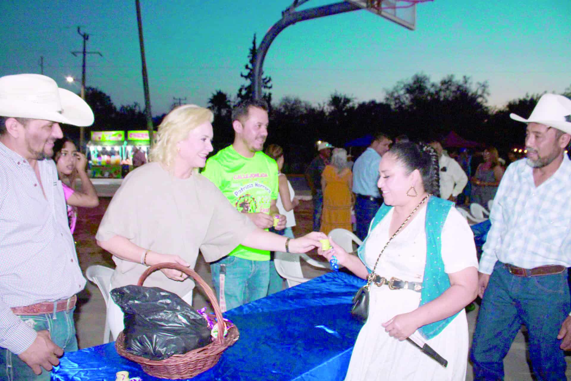 Realizan en Rancherías la Séptima Callejoneada