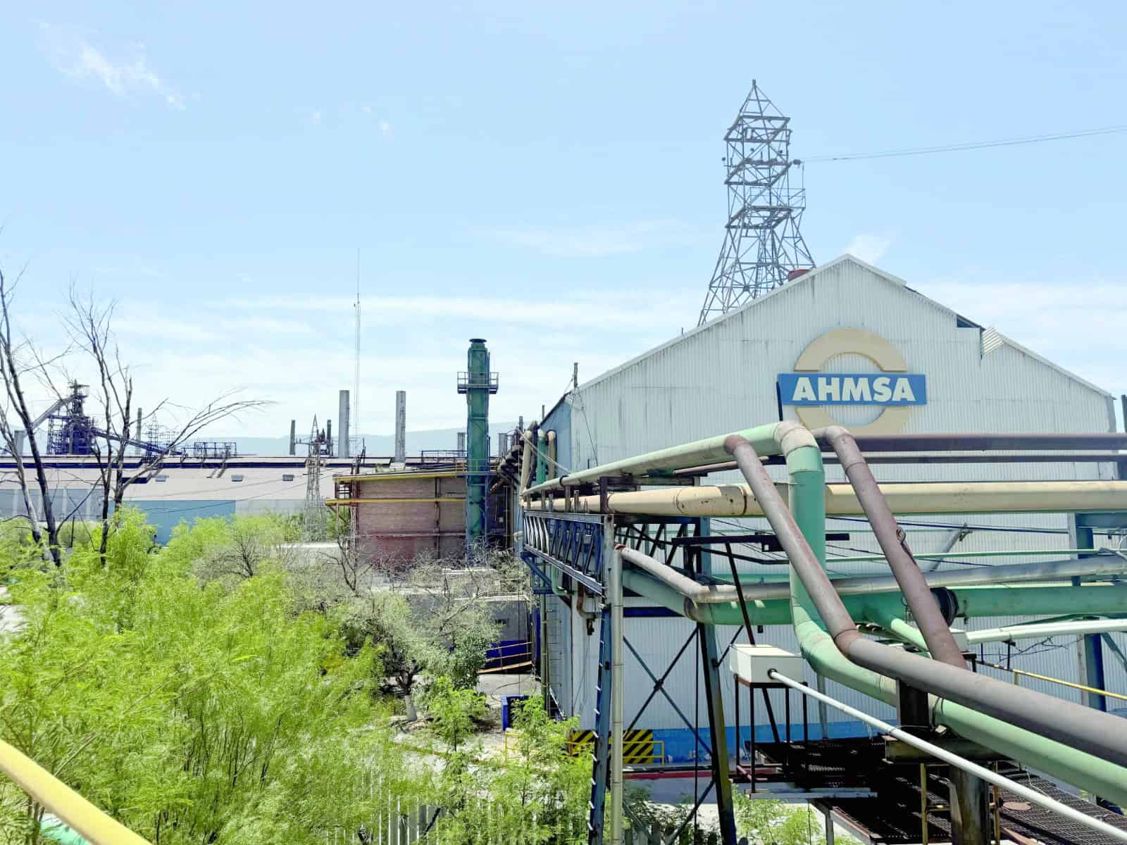 Buscan solución  al caso de AHMSA