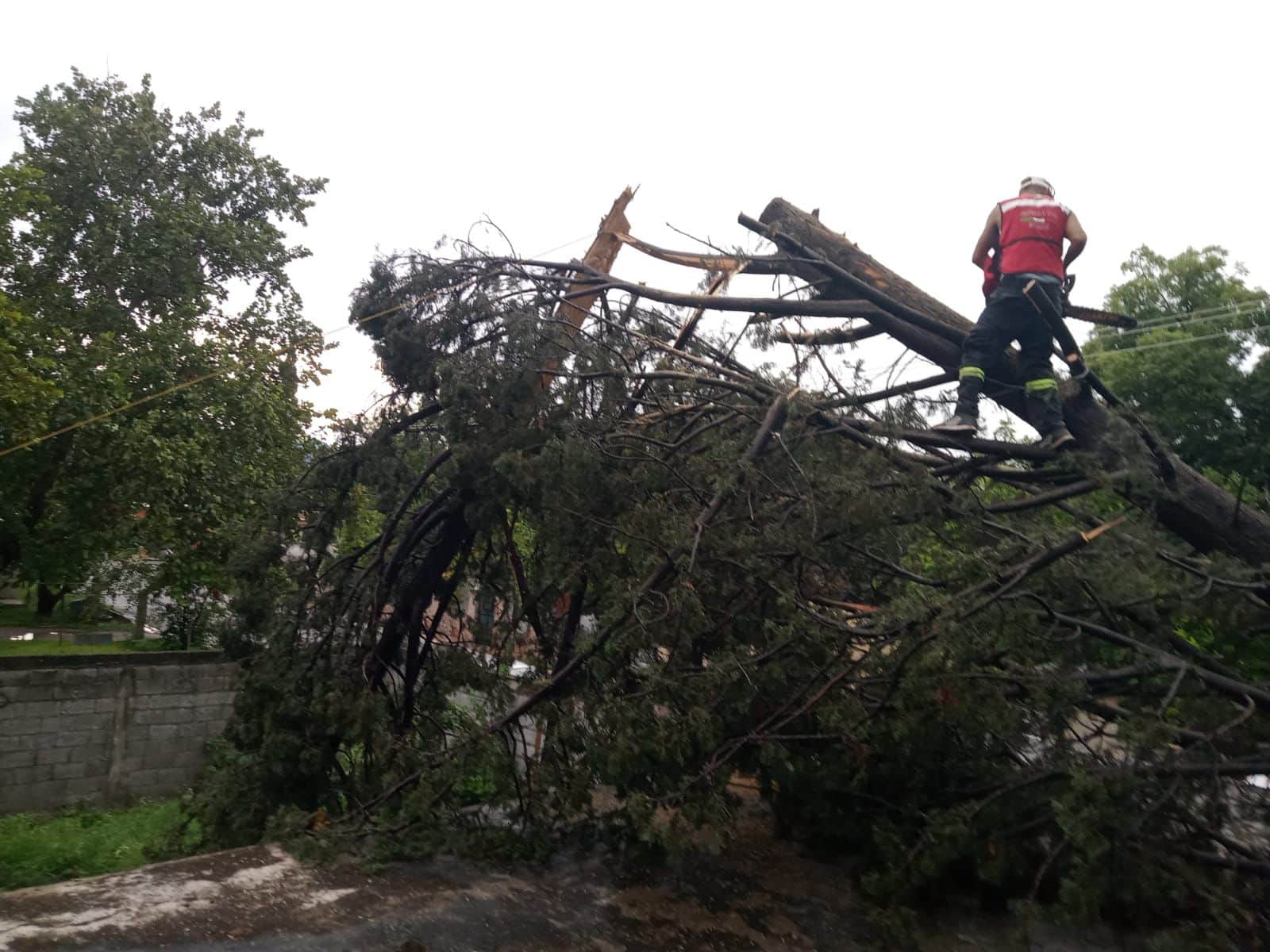 Protección Civil responde a daños por tormenta en Coahuila