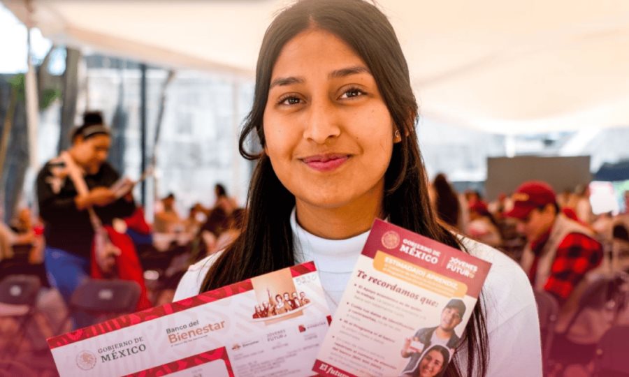 Empresas locales ofrecen becas y capacitación a jóvenes en CANACO Nueva Rosita