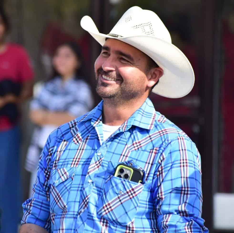 Se esfuma Iván Ochoa tras ganar la Alcaldía de Nava