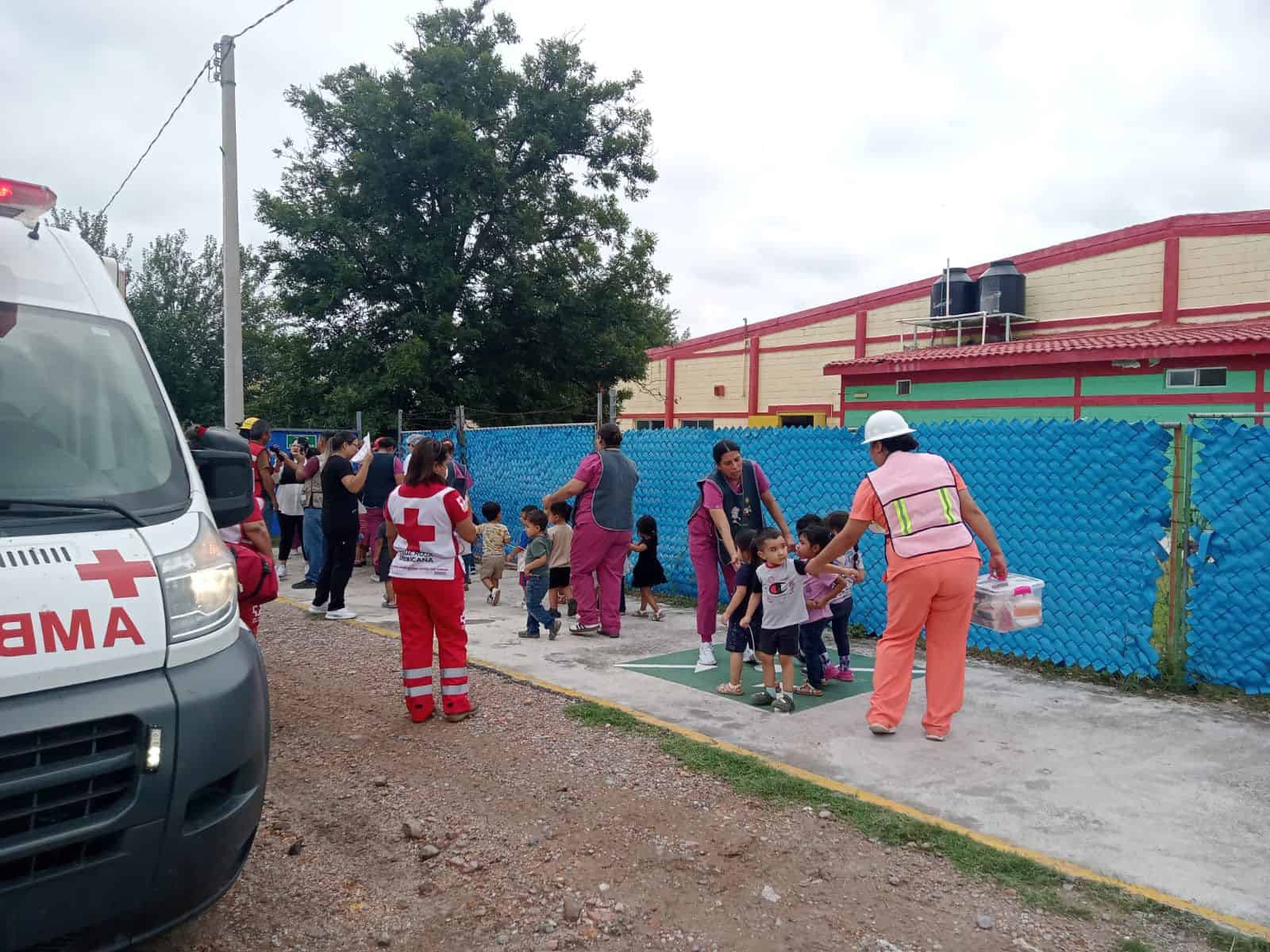 Guardería "A-E-I" realiza exitoso simulacro; coordina PC y bomberos