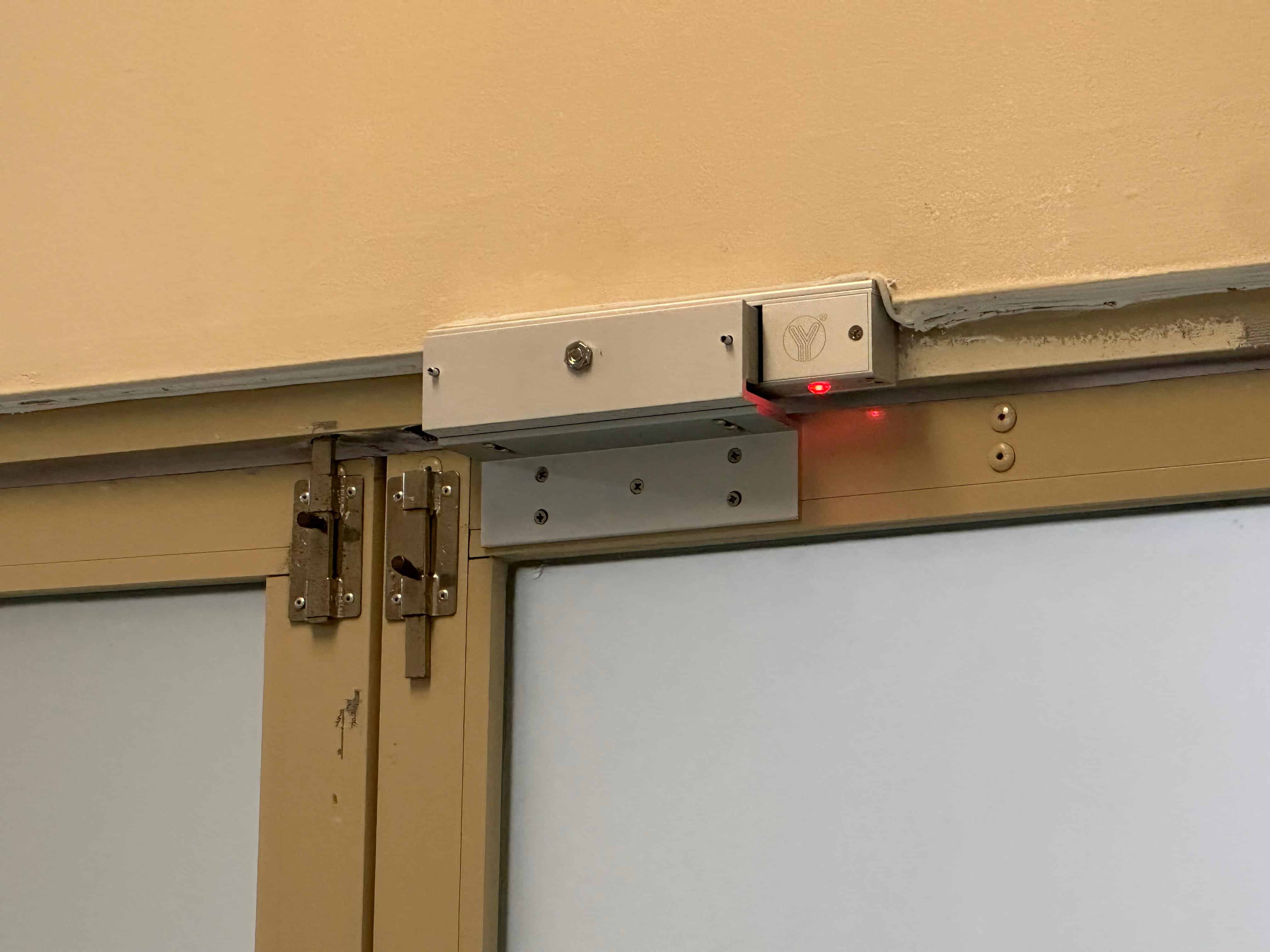 Refuerzan control en urgencias del Hospital Salvador Chavarría