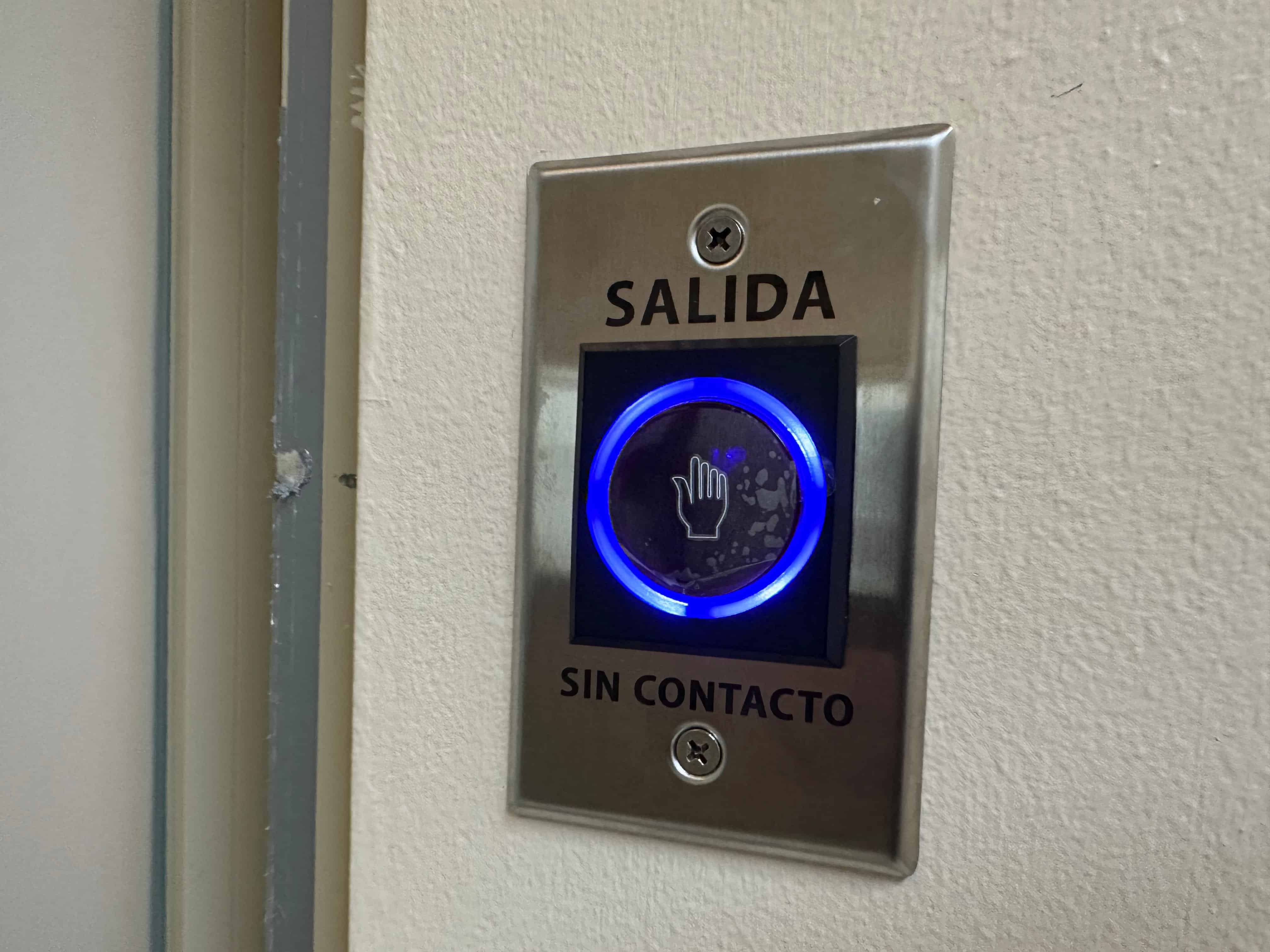 Refuerzan control en urgencias del Hospital Salvador Chavarría