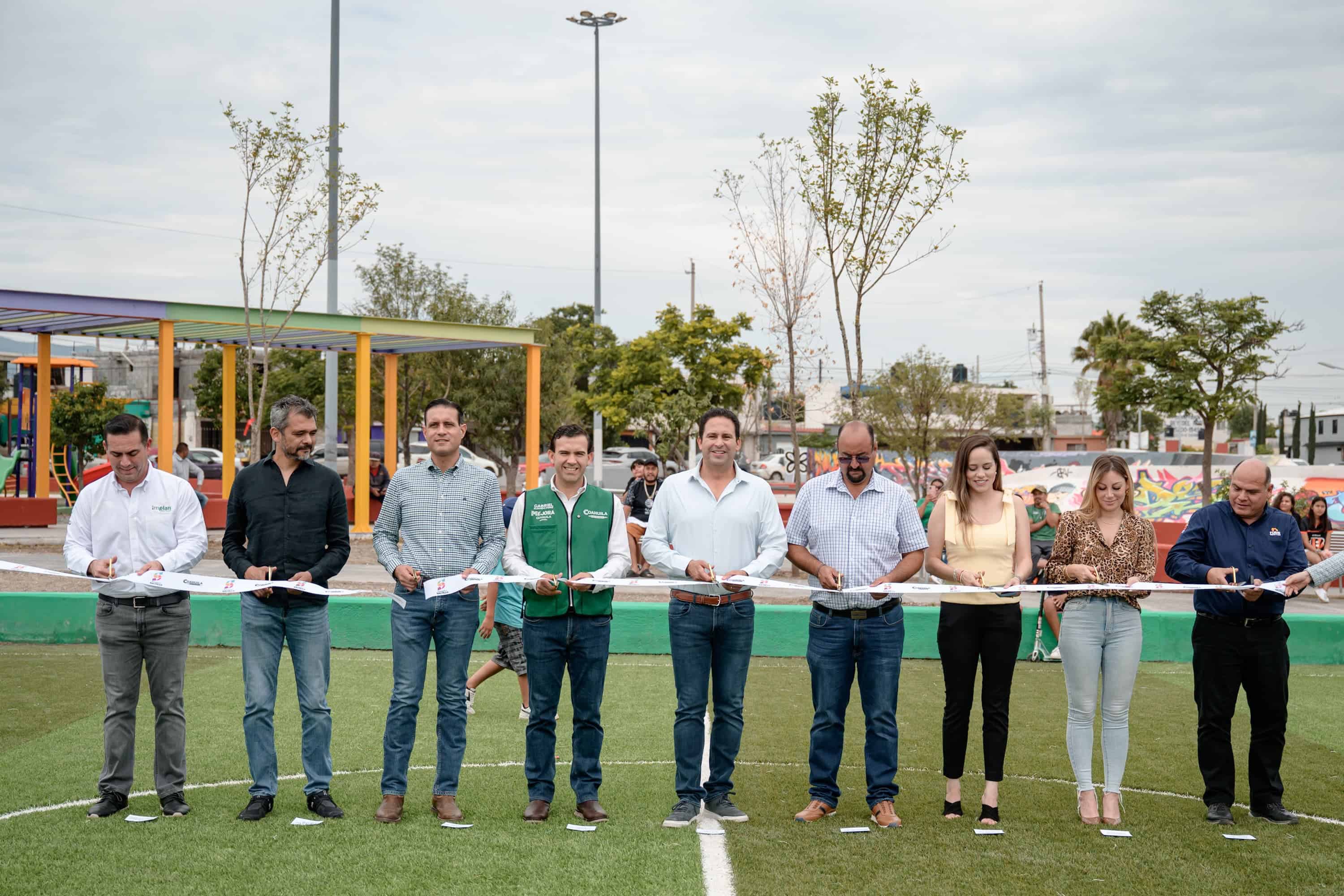 Inaugura Javier Díaz la plaza Skate Park