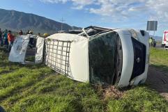 11 heridos en accidente de camión en carretera federal 57