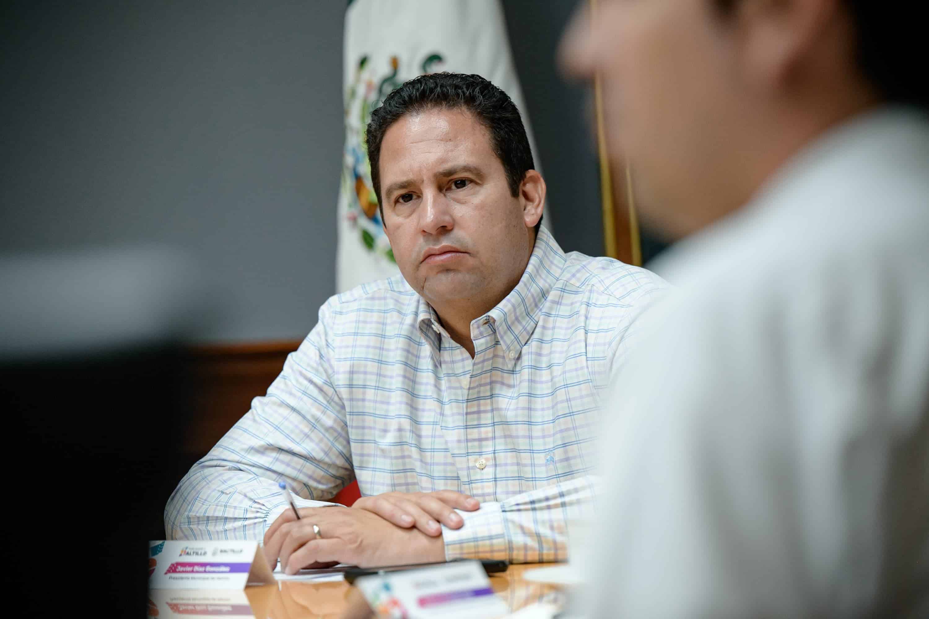 Alcalde de Saltillo se Reúne con CFE por Fallas en Suministro Eléctrico