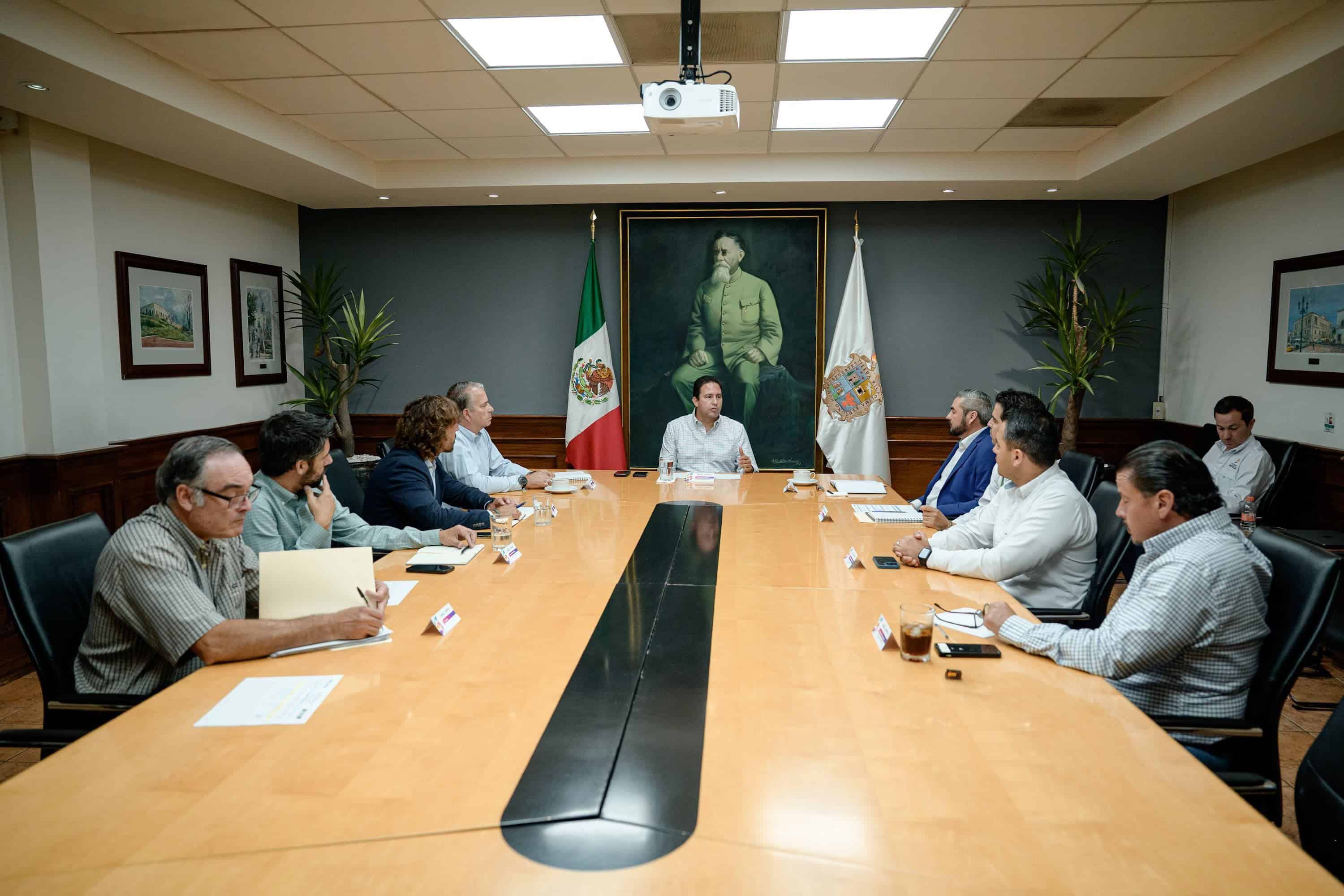 Alcalde de Saltillo se Reúne con CFE por Fallas en Suministro Eléctrico