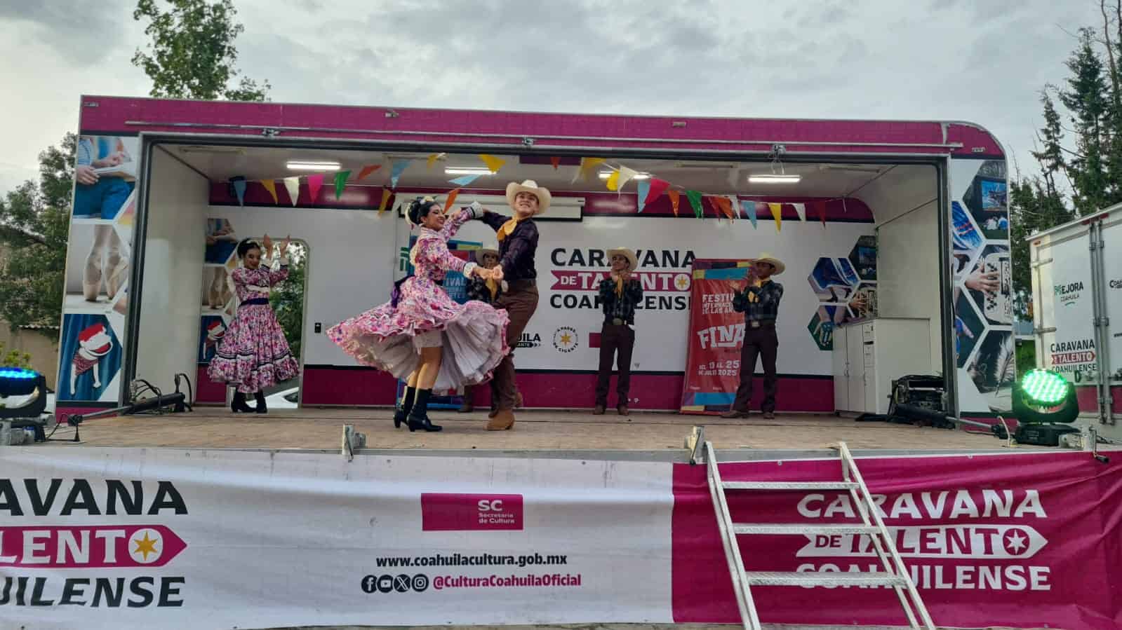 Festival FINA 2025 lleva cultura a Saltillo con Compañía Folklórica