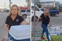 Lady Tamales: Mujer no puede salir de estacionamiento y tira puesto de tamales