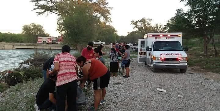 Rescatan a hombre a punto de ahogarse en Río Álamos