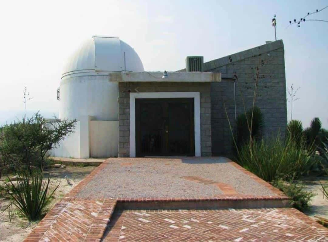 Roban telescopio del observatorio de Monclova