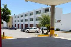 Polémica en Monclova: maestras despedidas por tatuajes en colegio privado