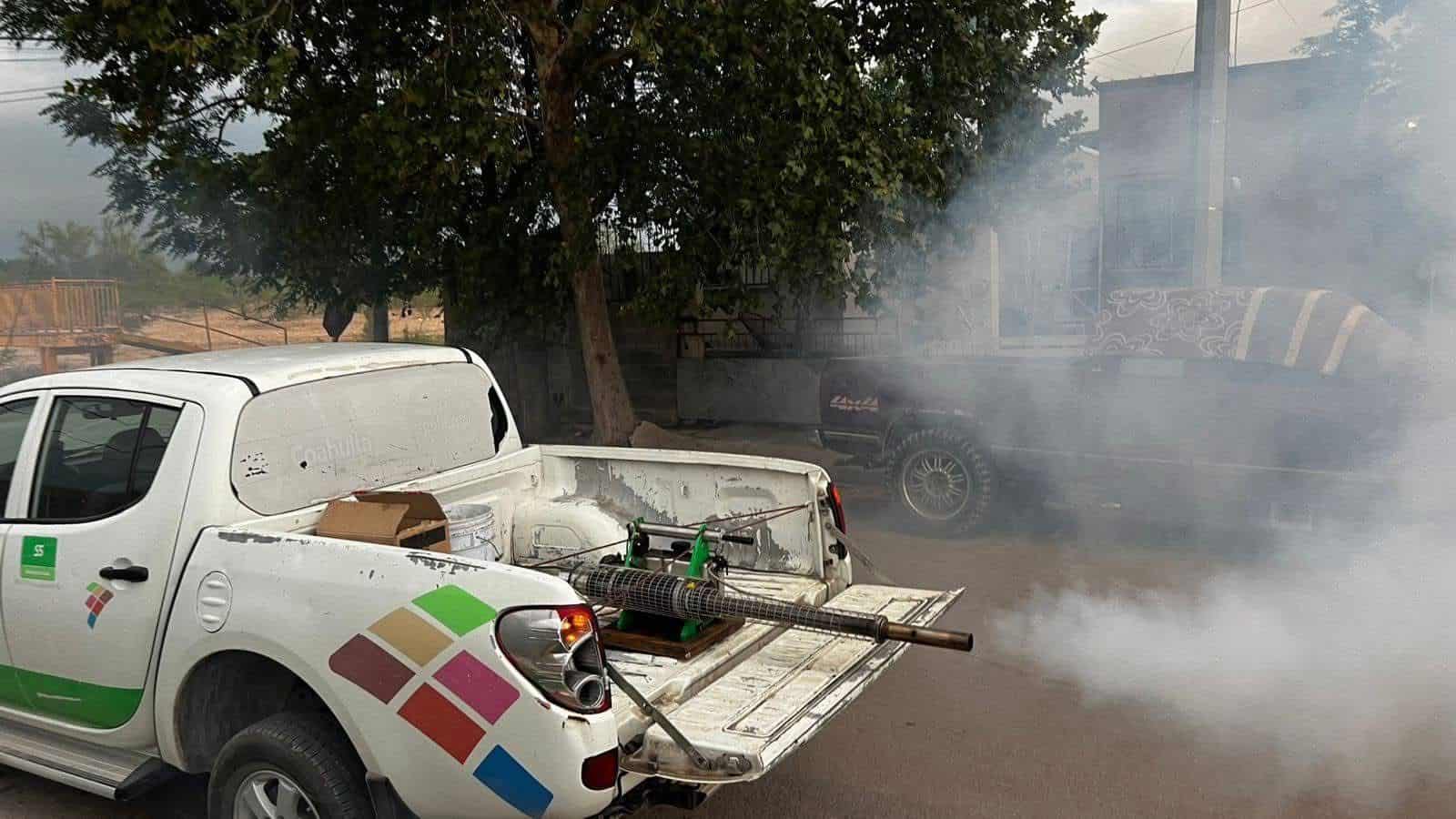 Refuerzan fumigación contra el dengue en Ciudad Acuña por lluvias constantes