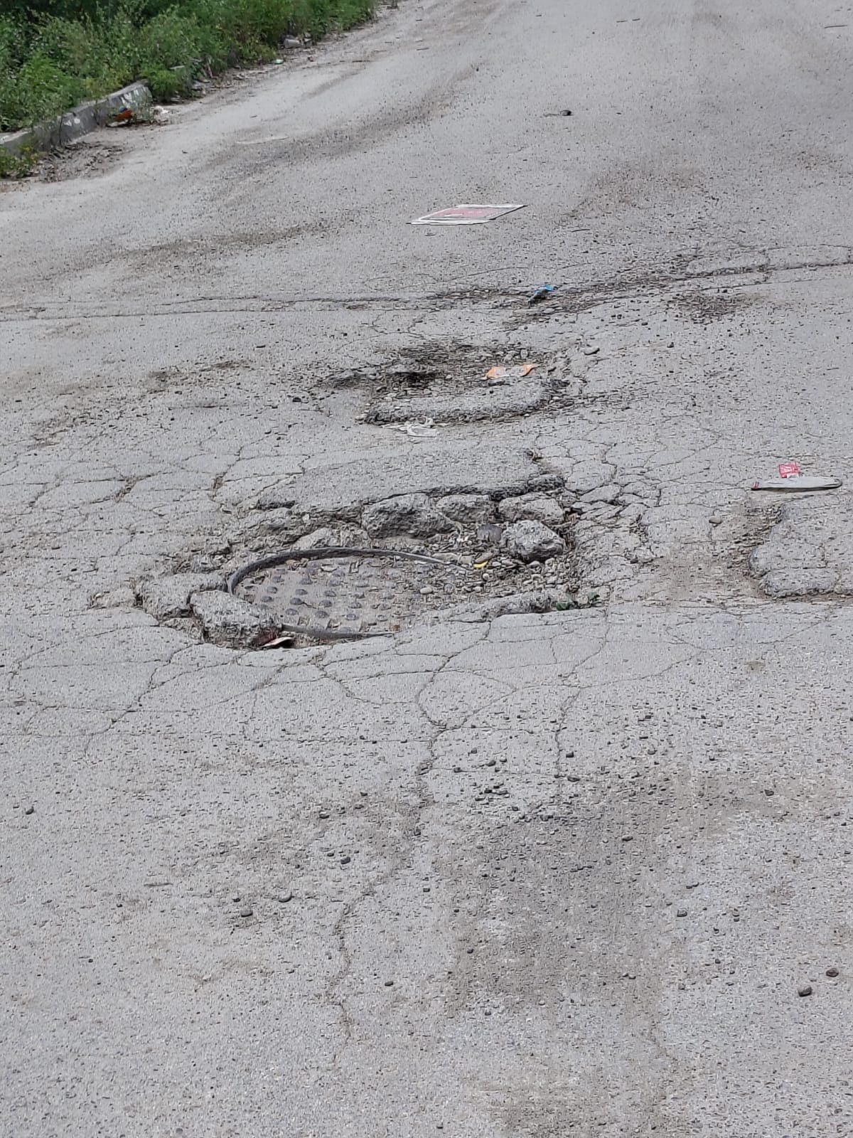 Sueña con puente internacional... pero Nava sigue entre baches y basura
