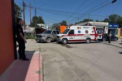 Choque entre Ambulancia y Camioneta en Centro de Allende