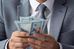 Errores financieros más comunes al usar productos bancarios y cómo evitarlos