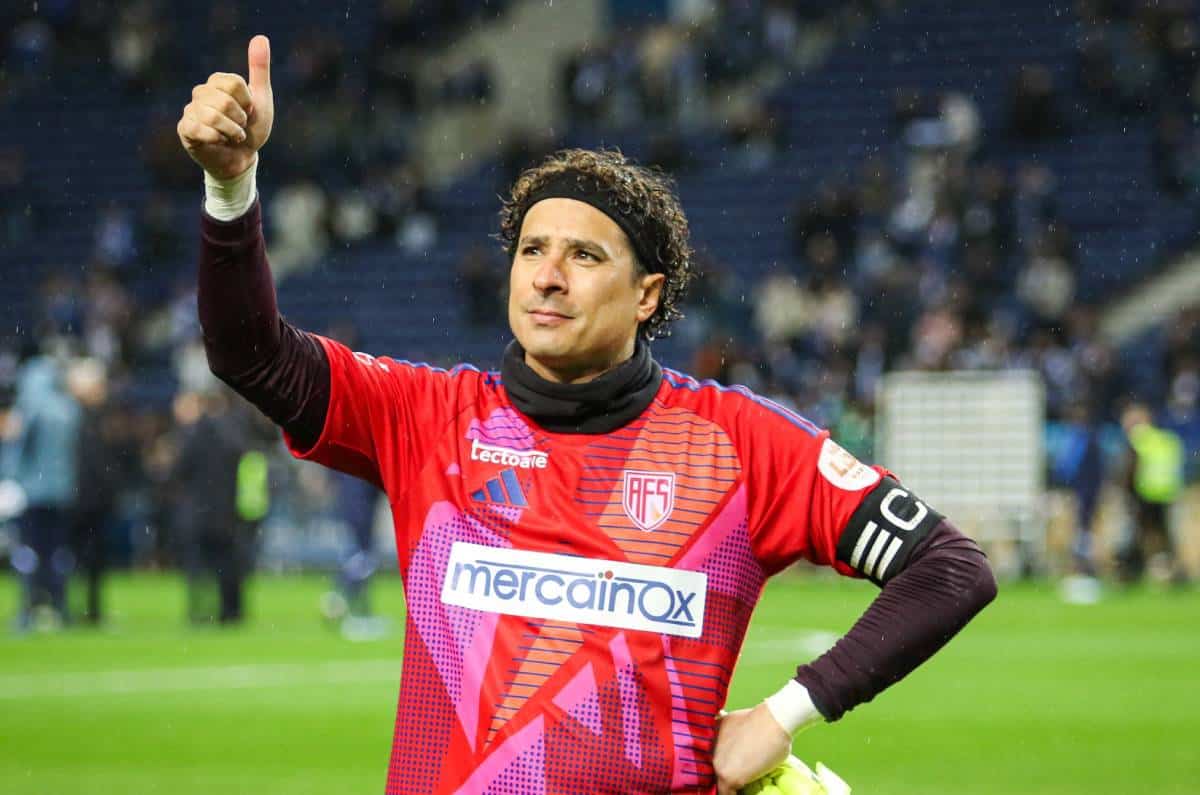 Memo Ochoa al borde de un nuevo reto en Europa: ¿Cuál será su nuevo equipo?