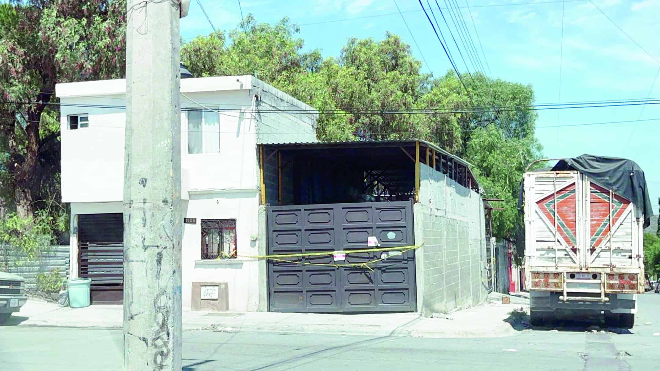 Cinco detenidos en cateo por venta ilegal de drogas y alcohol en Saltillo